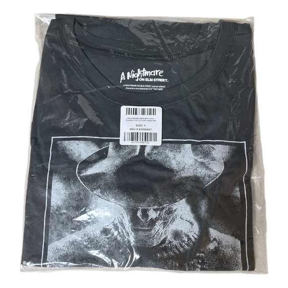 Size 1: Torrid Nightmare on Elm Street Classic Cotton Crew Tee - Picture 4 of 6